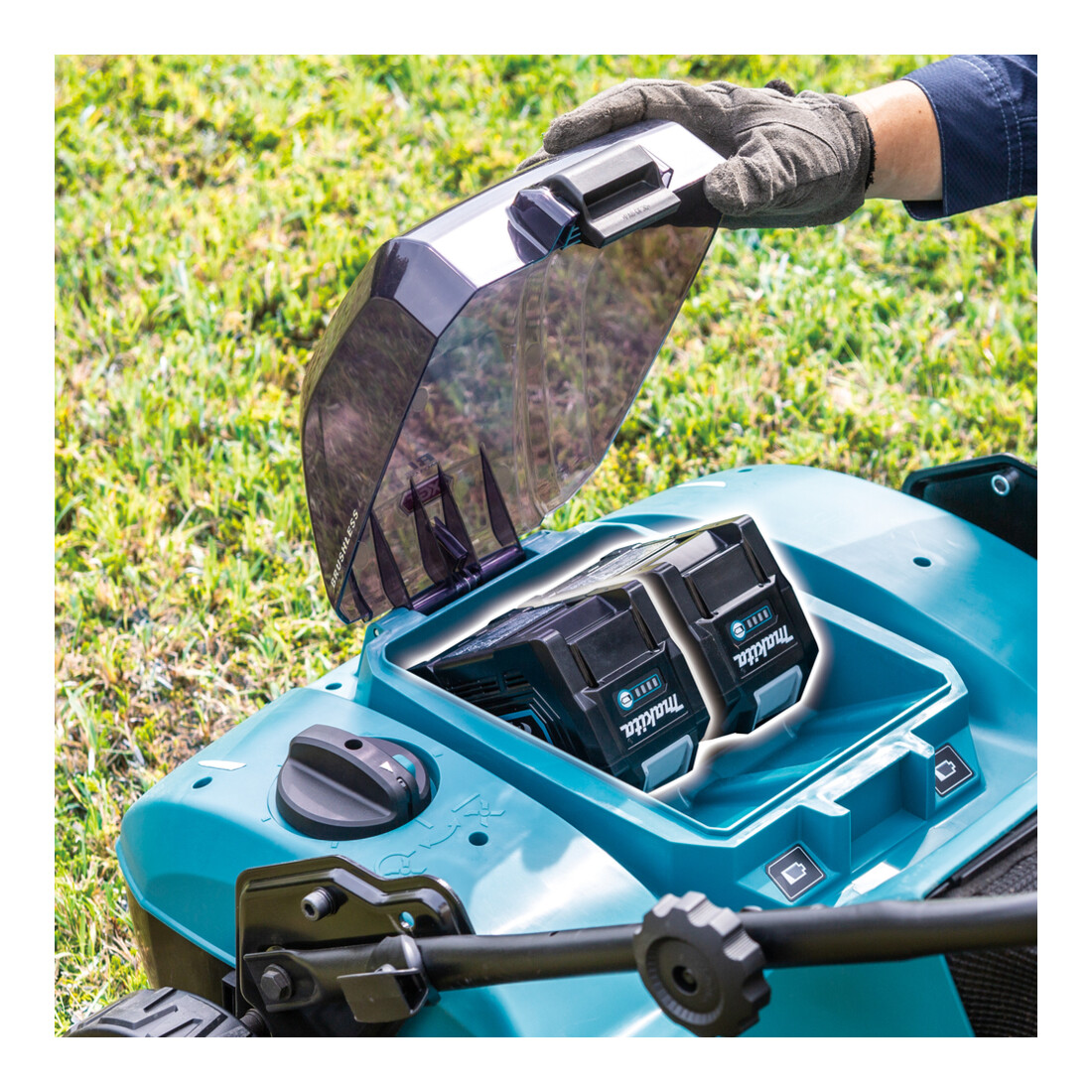 Makita Scarificateur sans fil 40V, 38 cm, 3200 tr/min, sans batterie