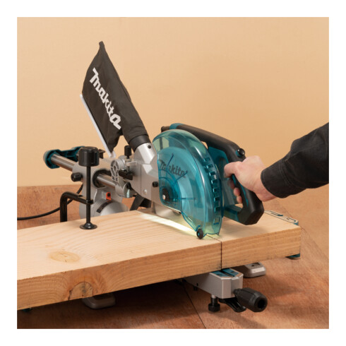 Makita Scie à onglets et à coupe d’onglet