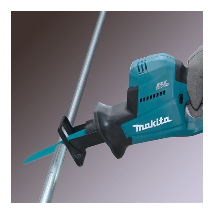 Makita Scie sabre sans fil 18V (sans batterie, sans chargeur)