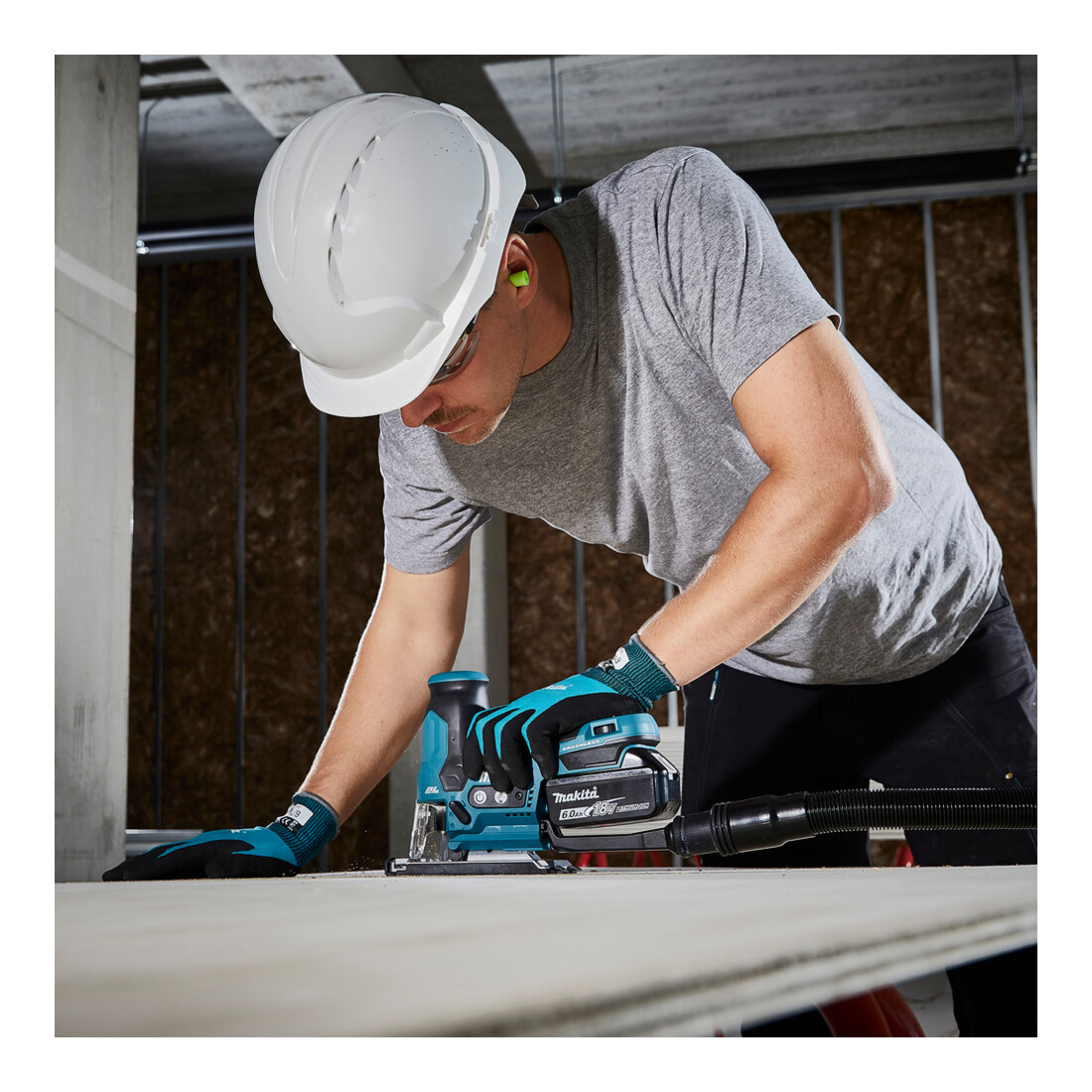 Makita Scie sauteuse pendulaire sans fil 18V en MAKPAC taille 3