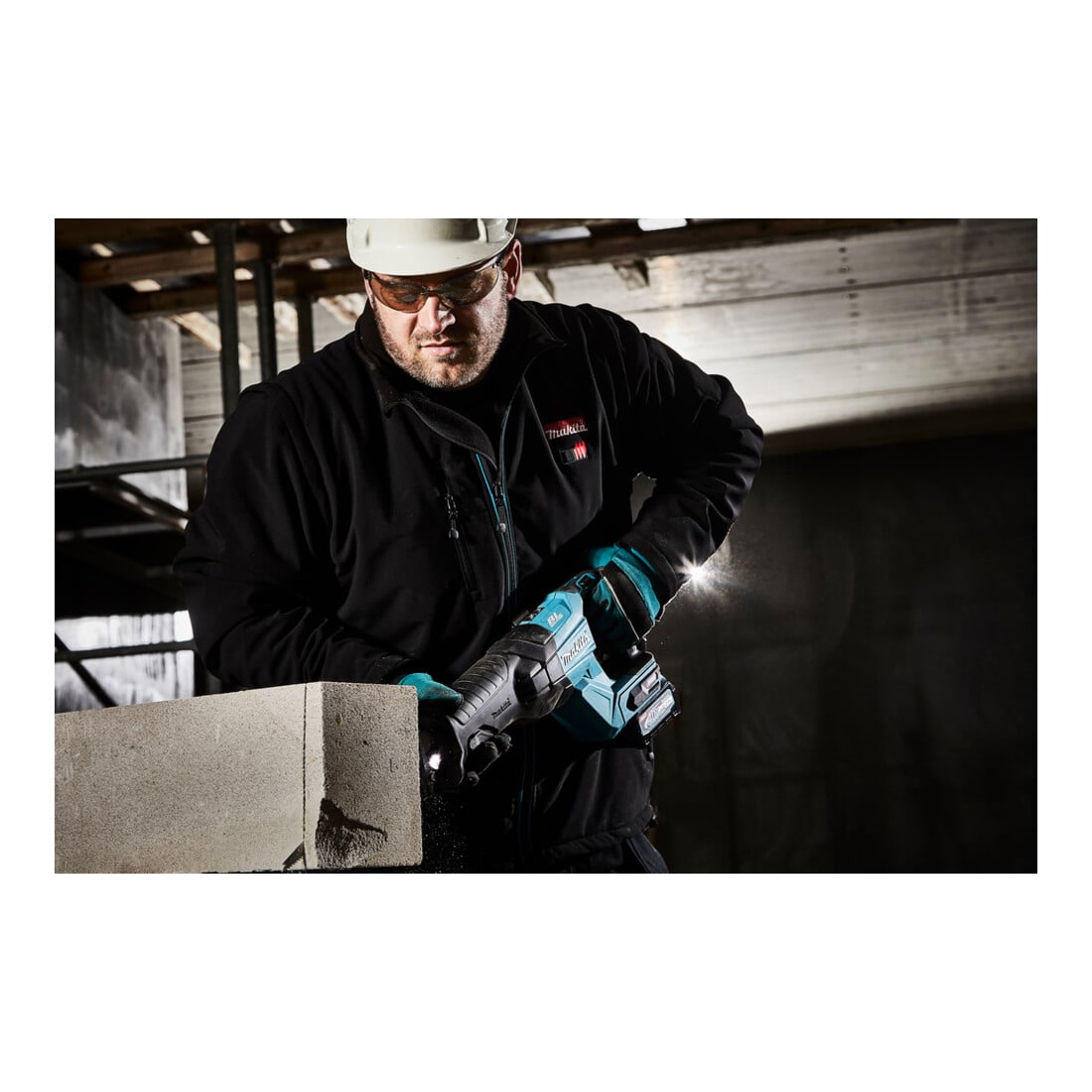 Makita Sega a gattuccio a batteria 40V JR001GM201