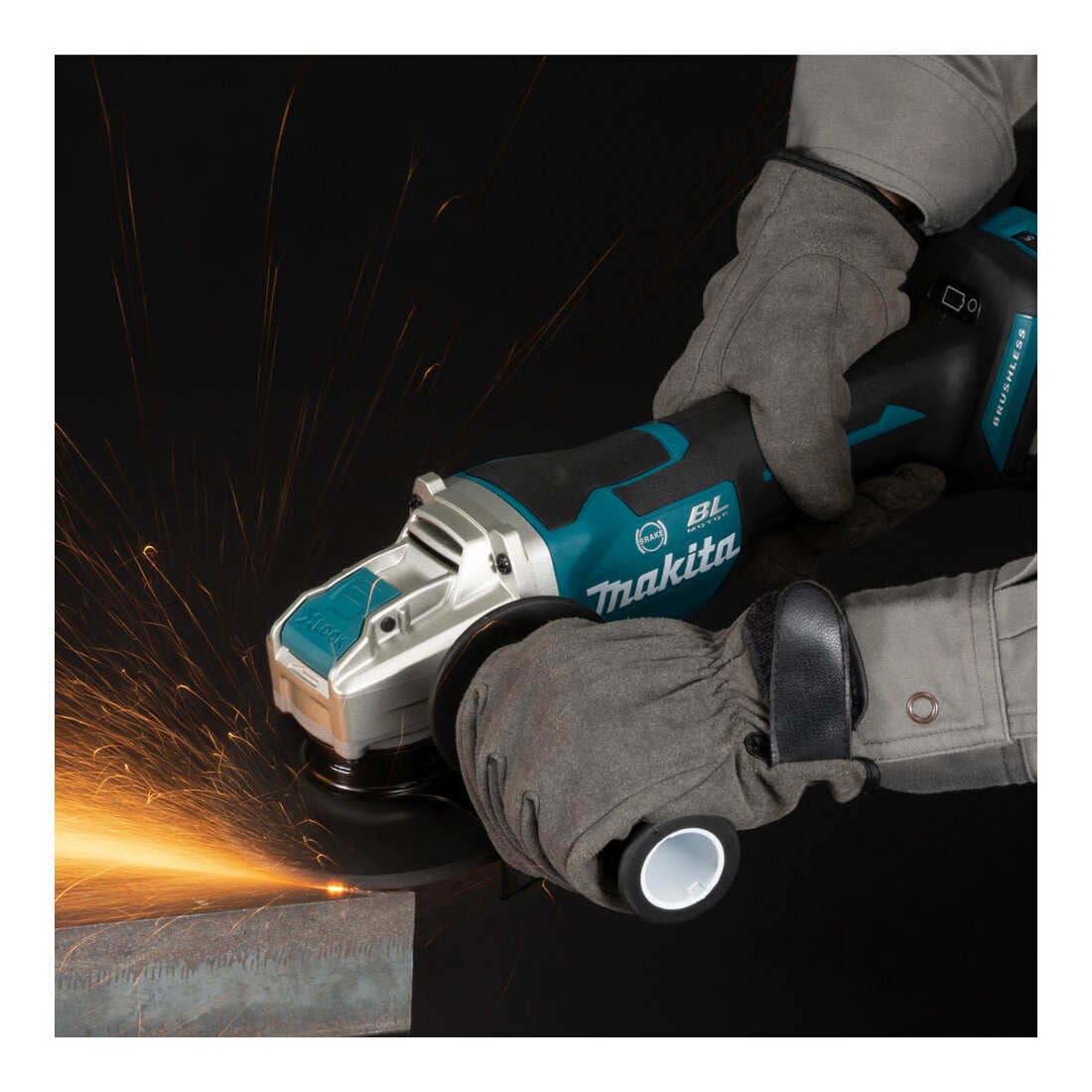 Makita Smerigliatrice angolare a batteria 18V DGA519RTJ