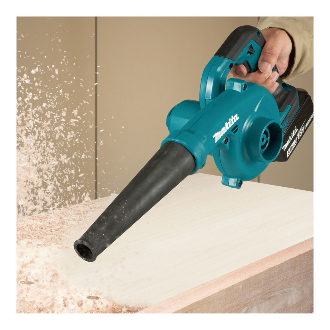 Makita Soffiatore a batteria 18V DUB185Z