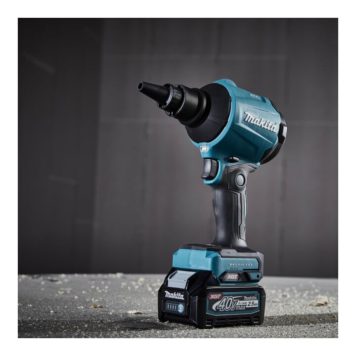 Makita Souffleur sans fil 40V max (sans batteries, sans chargeur)