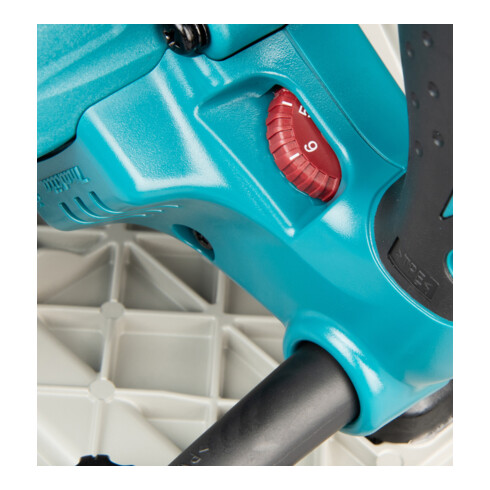 Makita Tauchsäge SP6000J1
