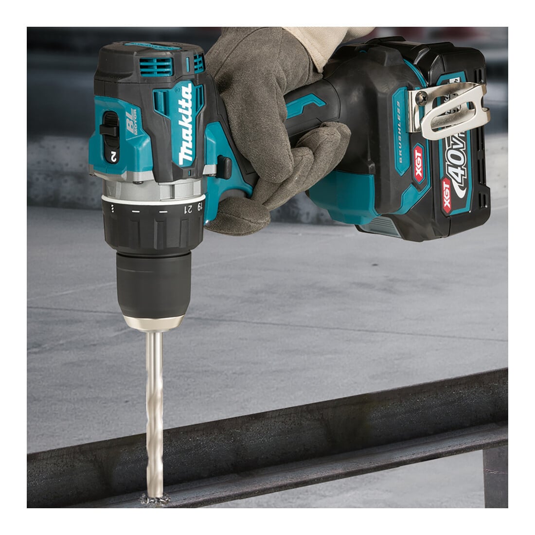 Makita Trapano avvitatore a batteria 40V DF002GA202