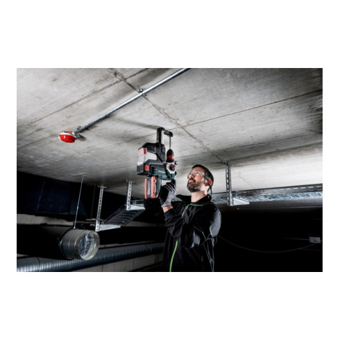 Marteau combiné sans fil KHA 18 LTX BL 24 Quick Set ISA metabo, avec aspiration de la poussière intégrée et mandrin de rechange Metabo Quick, Coffret, 18V 1x5.5Ah /1x4AhLiHD + ASC 145