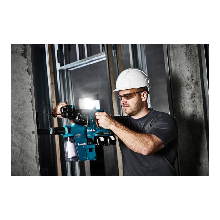 Marteau perforateur sans fil Makita pour SDS-PLUS 2x18 V dans MAKPAC