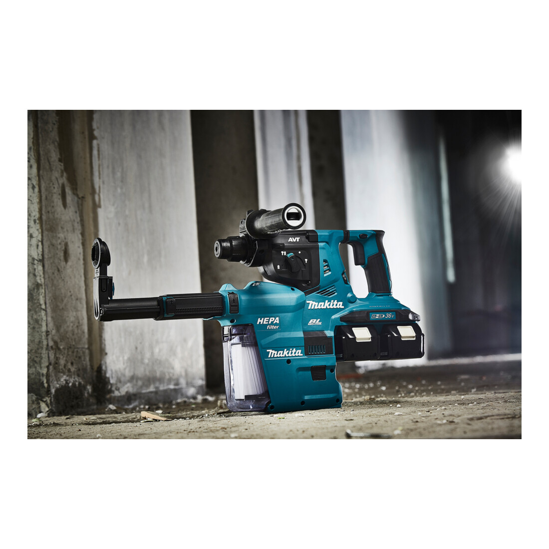 Marteau perforateur sans fil Makita pour SDS-PLUS 2x18 V dans MAKPAC