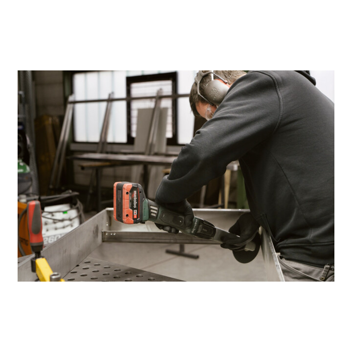 Metabo accu binnenhoekslijper KNS 18 LTX 150 Karton
