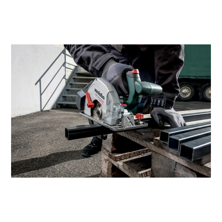 Metabo Accu-metaalhandcirkelzaag MKS 18 LTX BL 58 (600773840), metaBOX 340
