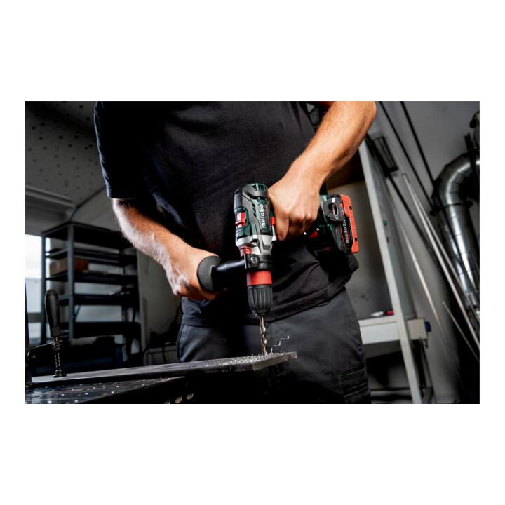 Metabo accu tapmachine GB 18 LTX BL Q I plastic koffer; 18V 2x5,5Ah LiHD + ASC 145