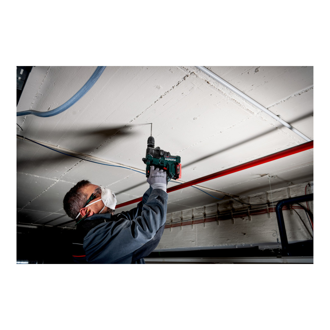Metabo accuklopboormachine PowerMaxx BH 12 BL 16 metaBOX 145; 12V 2x2Ah Li-Ion + SC 30