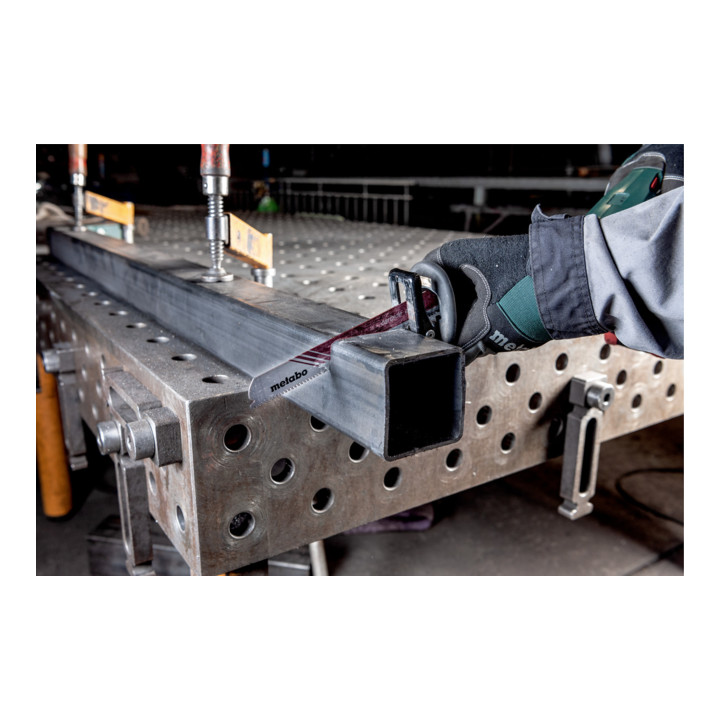 Metabo Accupreciprozaag SSE 18 LTX BL plastic koffer; 18V 2x8Ah LiHD + ASC 145