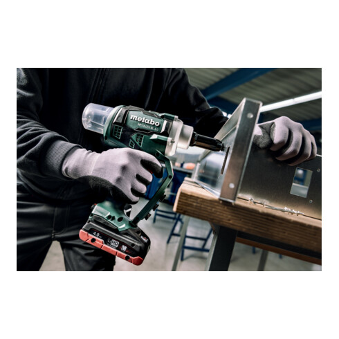 Metabo Akku-Blindnietpistole NP 18 LTX BL 5.0 metaBOX 145 L; 18V 2x4Ah LiHD + ASC 55