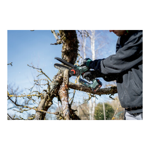 Metabo Akku-Gehölzsäge MS 18 LTX 15 Set mit Teleskopstab; Karton; 18V x +