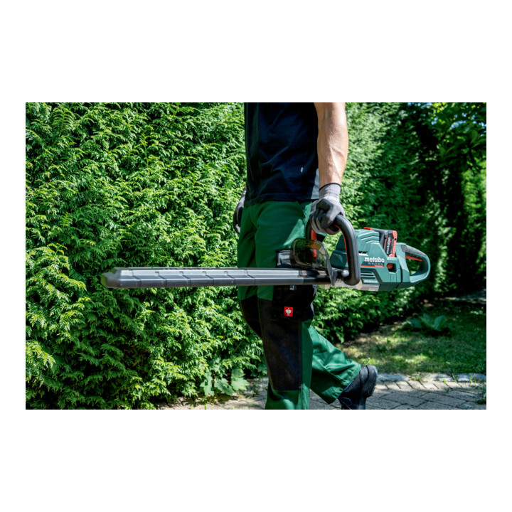 Metabo Akku-Heckenschere HS 18 LTX BL 55 Karton
