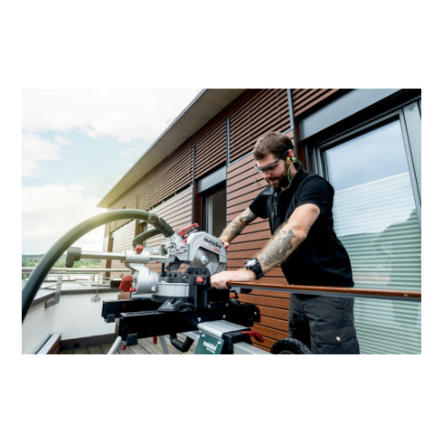 Metabo Akku-Kappsäge KGS 18 LTX BL 216 (614216650) mit Zugfunktion 18V 2x5.2Ah Li-Power + ASC 55