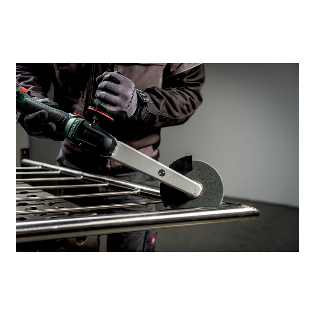 Metabo Akku-Kehlnahtschleifer KNSVB 18 LTX BL 150 (601765840), metaBOX 185 XL