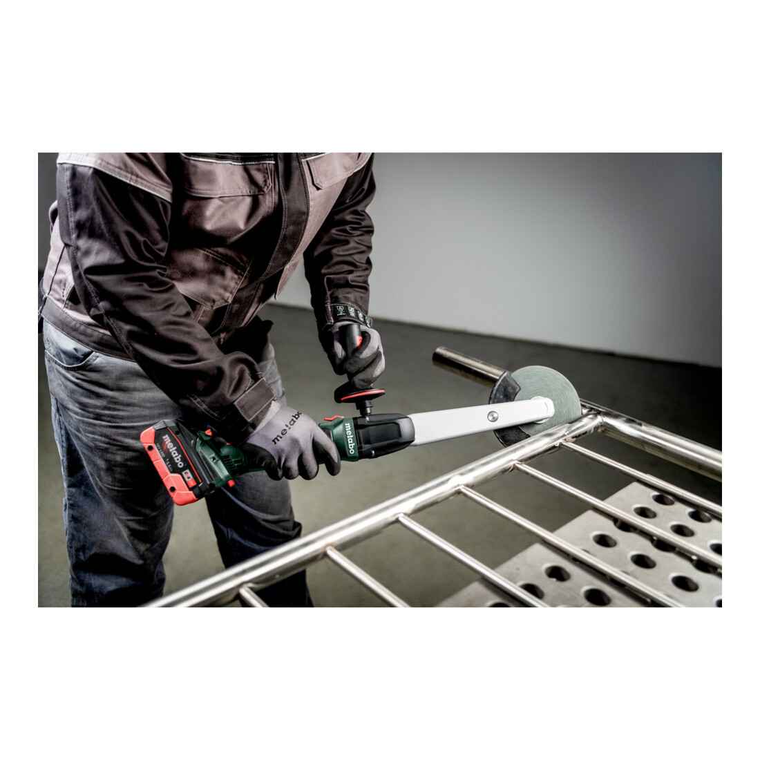 Metabo Akku-Kehlnahtschleifer KNSVB 18 LTX BL 150 (601765840), metaBOX 185 XL