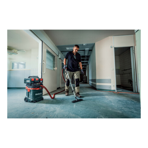 Metabo Akku-Nass-/Trockensauger AS 36-18 M 30 PC-CC (602074850) mit manueller Filterabreinigung und CordlessControl