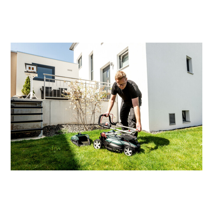 Metabo Akku-Rasenmäher RM 36-18 LTX BL 36 Karton; 18V 2x5.2Ah Li-Power + ASC 55