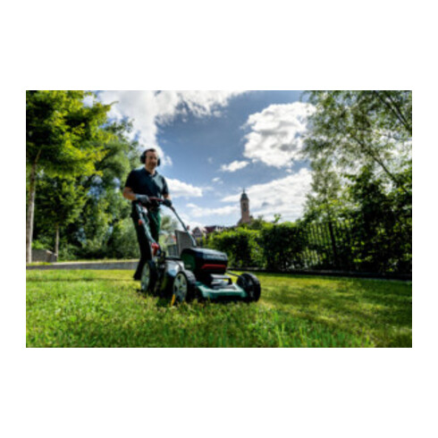 Metabo Akku-Rasenmäher RM 36-18 LTX BL 46 Karton; 18V 2x5.2Ah Li-Power + ASC 145 Duo