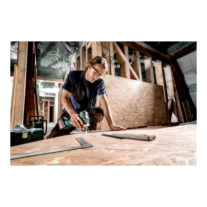 Metabo Akku-Stichsäge STA 18 LTX 140 Karton