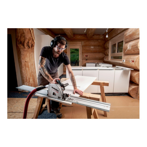 Metabo Akku-Tauchkreissäge KT 18 LTX 66 BL Set mit Führungsschiene FS 160; metaBOX 340