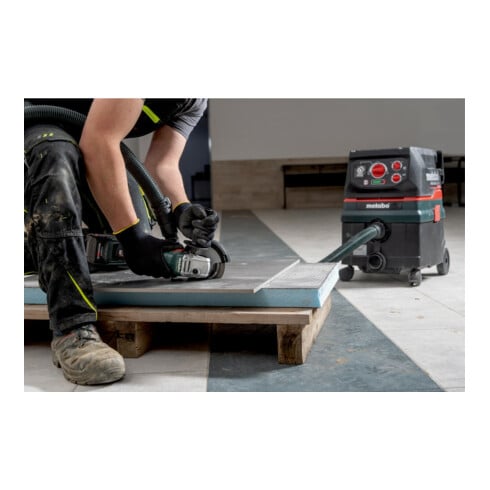 Metabo Akku-Winkelschleifer W 18 L 9-125 Quick mit Schnellspannmutter; Karton