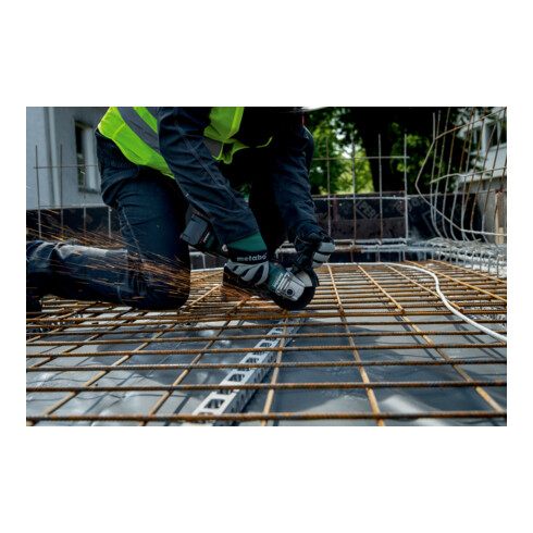 Metabo Akku-Winkelschleifer W 18 L BL 9-125 metaBOX 165 L; 18V 2x4Ah Li-Power + ASC 55