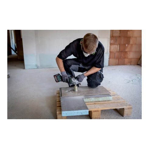 Metabo Akku-Winkelschleifer W 18 L BL 9-125 metaBOX 165 L; 18V 2x4Ah Li-Power + ASC 55