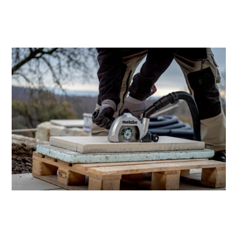 Metabo Akku-Winkelschleifer WVB 18 LTX BL 15-125 Quick mit Bremse, Drehzahlregelung, Schnellspannmutter, drehbarem Akkupack; Karton