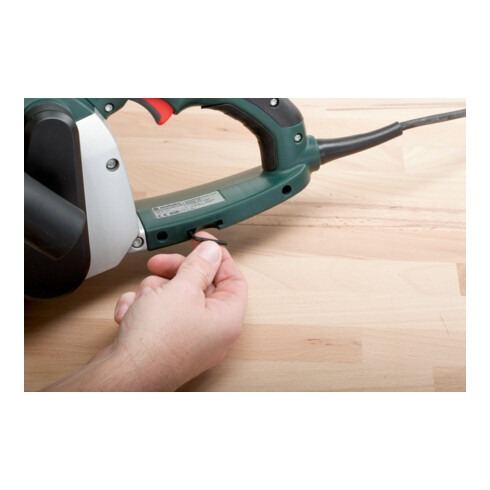 Metabo BAE 75 bandschuurmachine met machinestandaard; karton