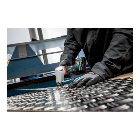Metabo Cisaille à tôle sans fil SCV 18 LTX BL 1.6 Carton
