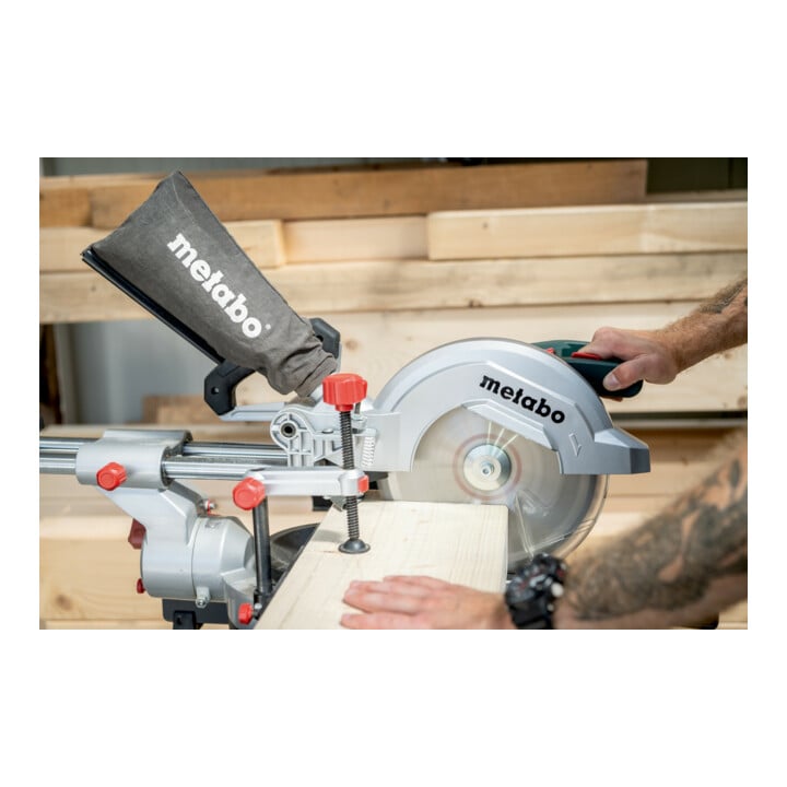 Metabo Kappsäge KGS 254 M mit Zugfunktion; Karton