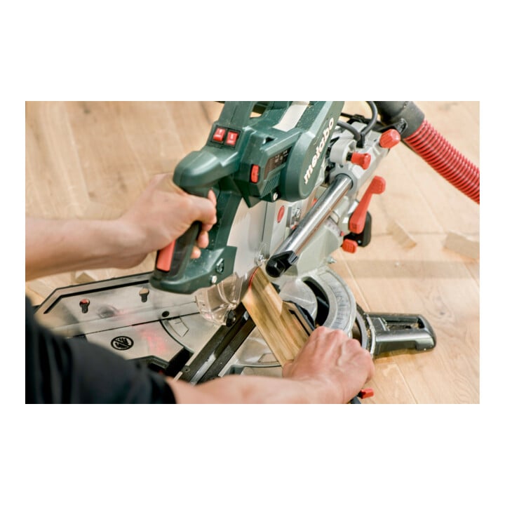 Metabo Kappsäge KGSV 72 Xact SYM mit Zugfunktion und symmetrisch verstellbarem Anschlagsystem; Karton