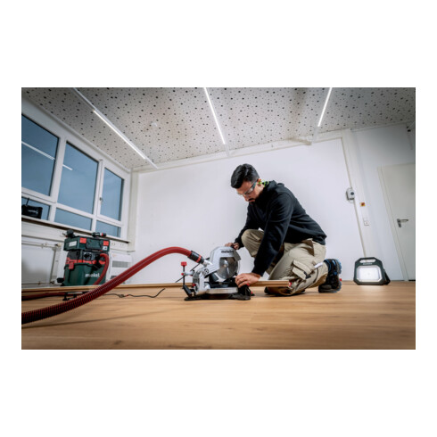 Metabo Kappsäge KS 216 M Set (610216900) mit 2. Hartmetall-Sägeblatt, im Karton
