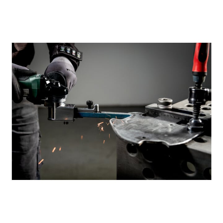 Metabo Lime à bande sans fil BFVB 18 LTX BL 90 (601767840), metaBOX 145 L