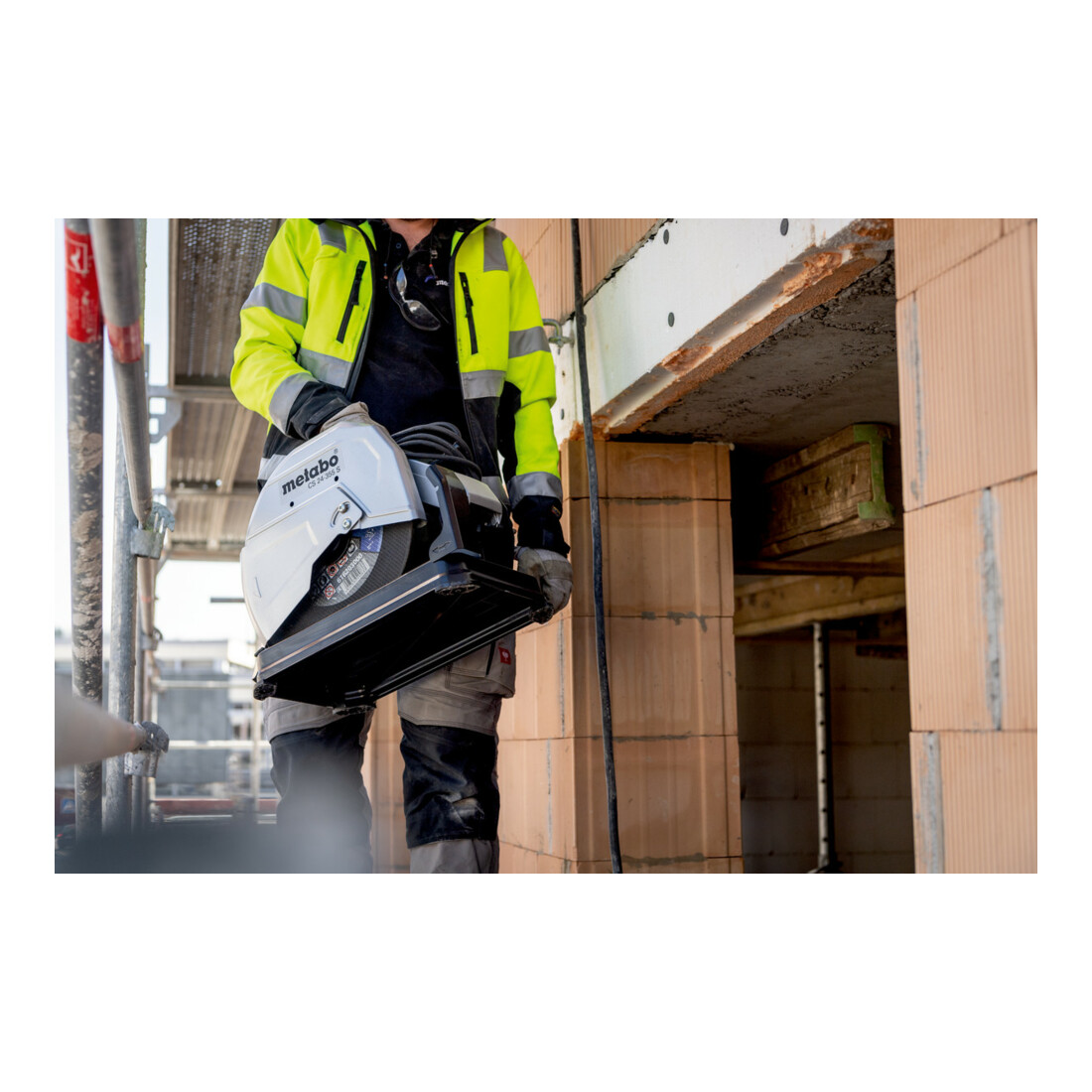 Metabo Meuleuse d’angle CS 22-355 Carton