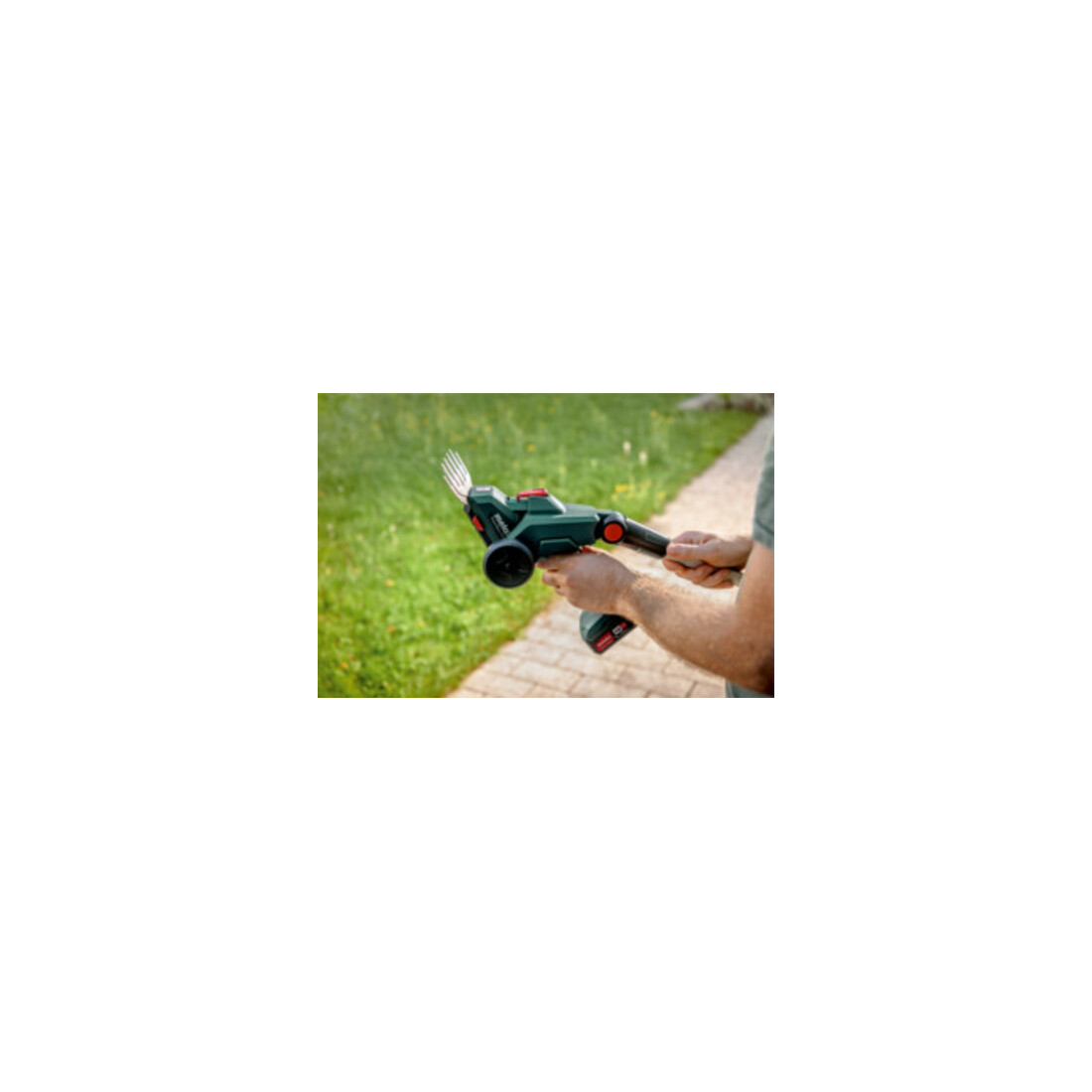 Metabo PowerMaxx SGS 12 Q accu struik- en grasschaar Gereedschapstas; 12V 1x2Ah Li-Ion + SC 30