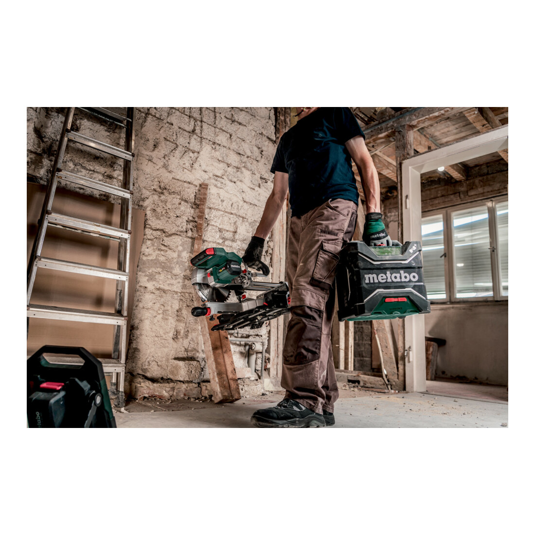 Metabo Radio de chantier sans fil RC 12-18 32W BT DAB+ (600779850) avec fonction de chargeur, carton
