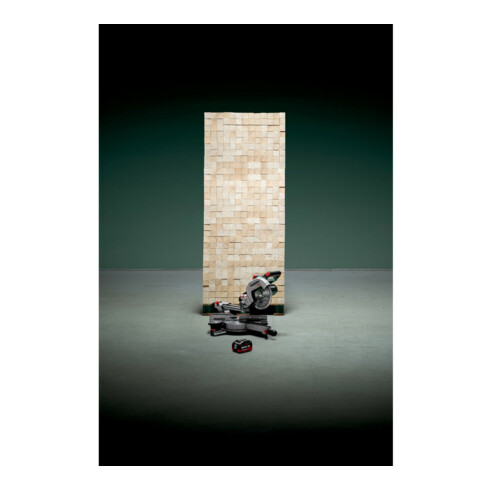 Metabo Scie à onglets sans fil KGS 18 LTX BL 216