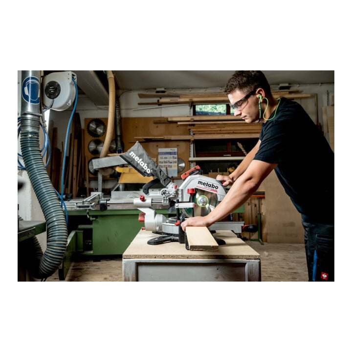 Metabo Scie à onglets sans fil KGS 18 LTX BL 254
