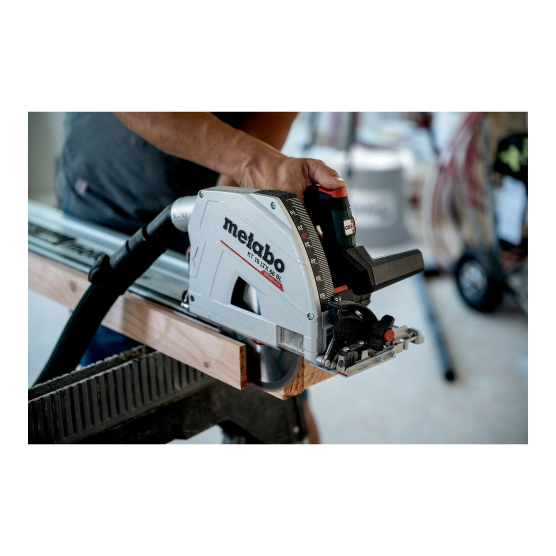 Metabo Sega circolare a immersione a batteria KT 18 LTX 66 BLX 340