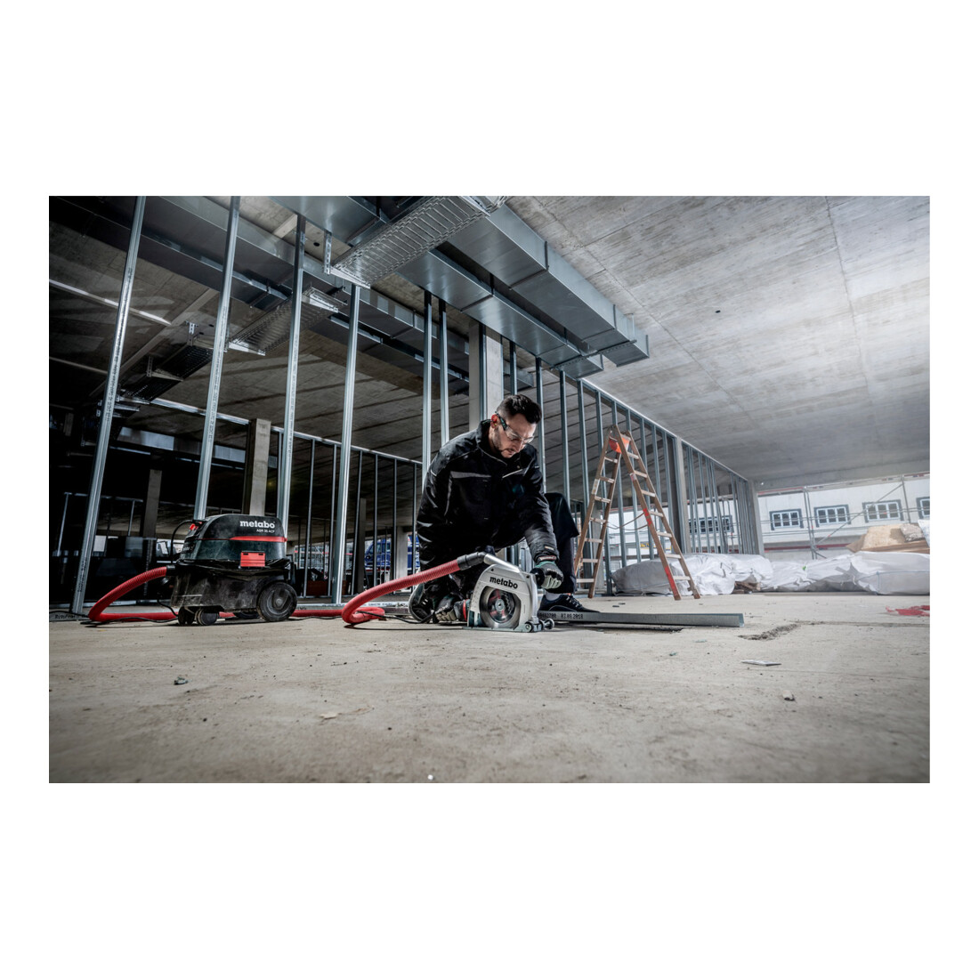 Metabo Sistema di troncatura al diamante TE 24-230 MVT CED con disco per troncatura diamantato UP, valigetta di plastica
