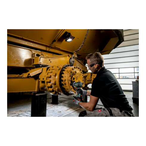 Metabo Visseuse à choc sans fil SSW 18 LTX 800 BL metaBOX 145 L ; 18V 2x5.5Ah LiHD + ASC 145