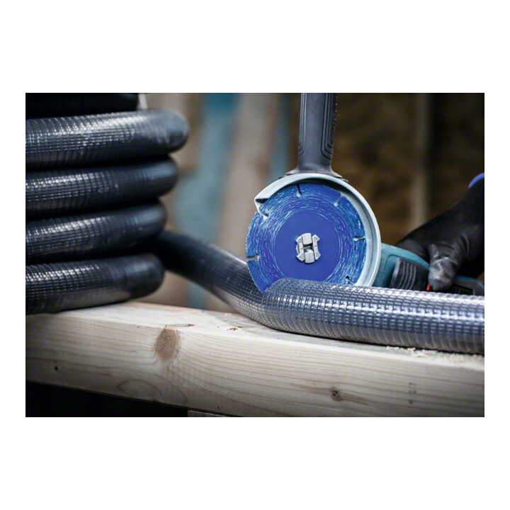 Meule à tronçonner Multi Wheel en carbure EXPERT de Bosch, 115 mm, 22,23 mm. Pour les petites meuleuses d'angle