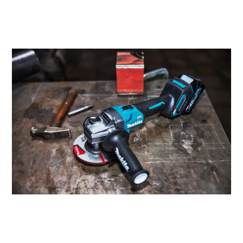 Meuleuse d'angle à batterie Makita 40V GA008GZ