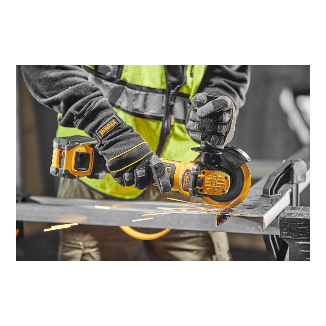 Meuleuse d'angle DEWALT 18V XR FV Adv Version de base.